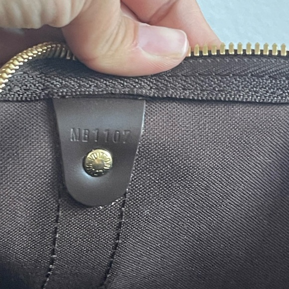 Louis Vuitton Keepall Bandouliere 55 Damier Ebene NWT - Picture 8 of 16